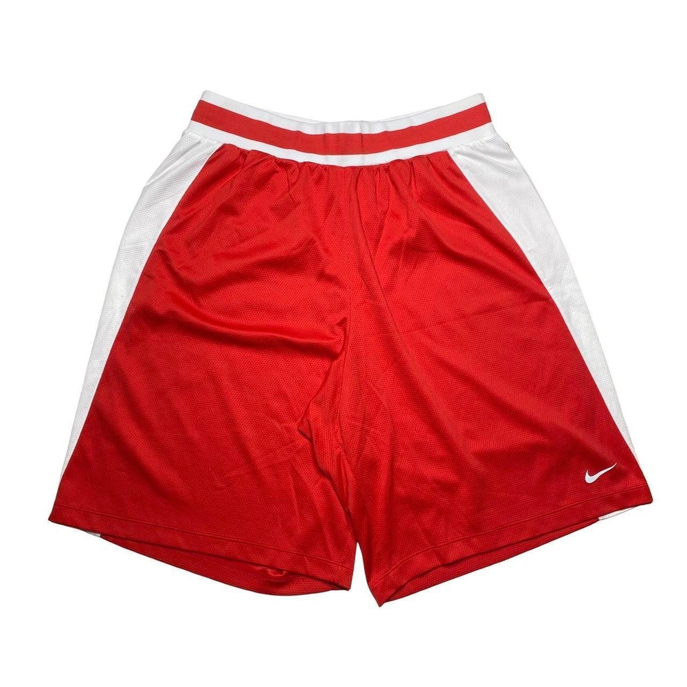 Vintage 2000s Nike basketball baggy loose shorts